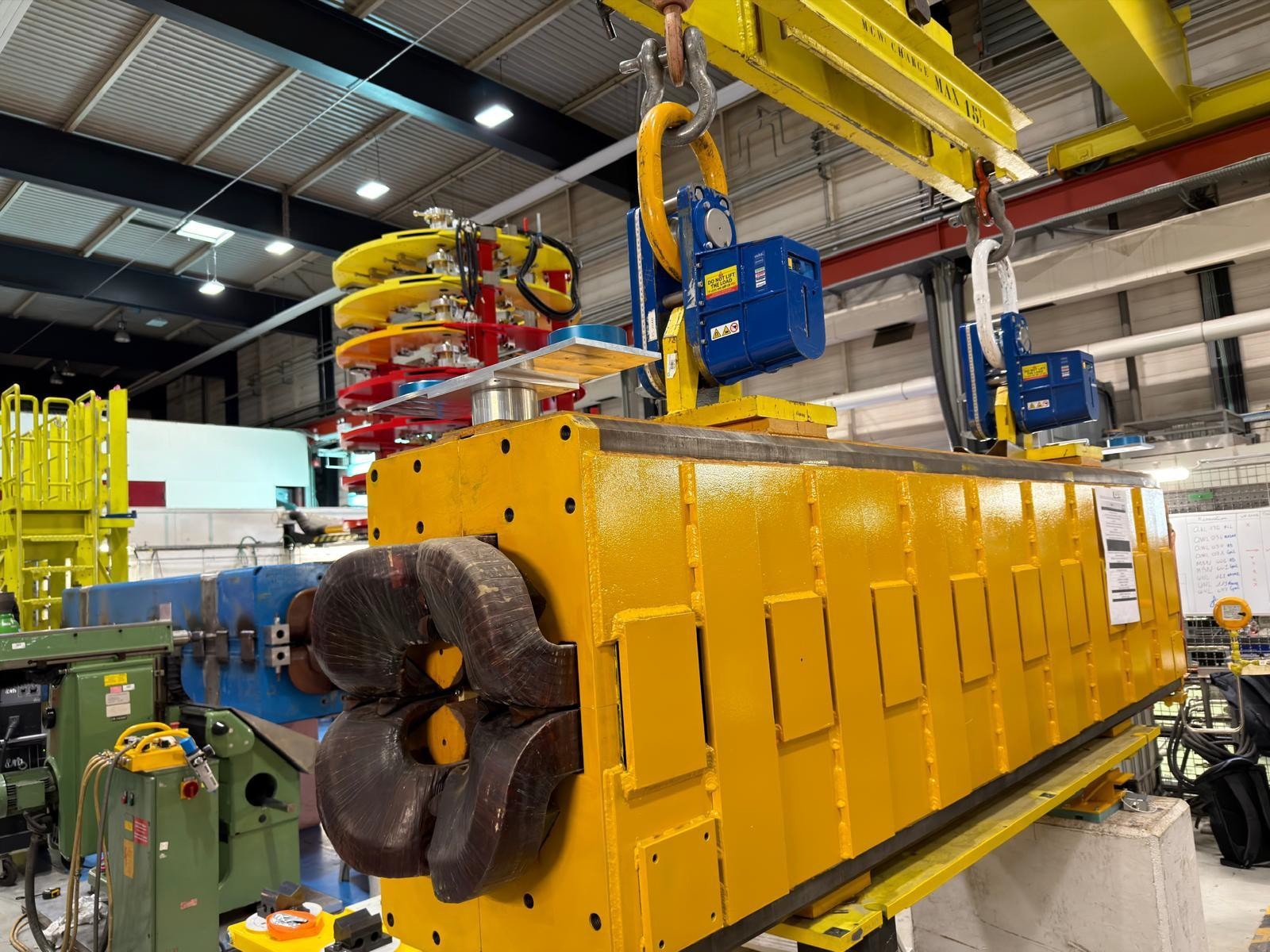 Elebia automatic hooking system demonstration at CERN from the S40